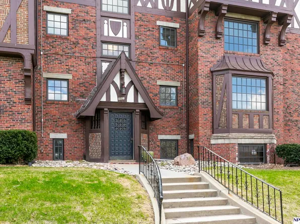 4907 Davenport St APT 5, Omaha, NE 68132
