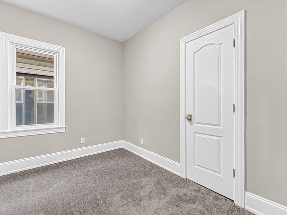 4th image of 291 Bryant St