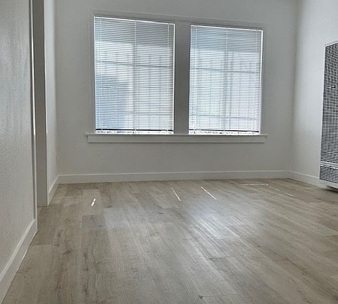2nd image of 4210 W Adams Blvd