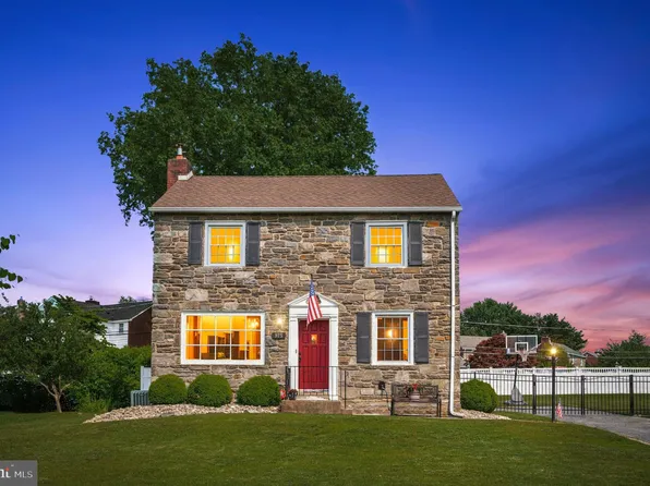 975 Old Sproul Rd, Springfield, PA 19064