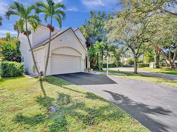 3rd image of 3601 Wilderness Way
