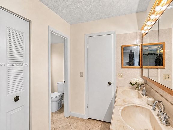 5th image of 1521 NW 18th Ave APT 101