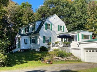 17 Old Pond Rd, Dexter, ME 04930