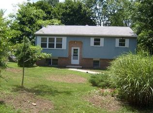 750 Buchert Rd, Pottstown, PA 19464