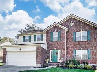 104 W Stoneridge Dr, Milford, OH