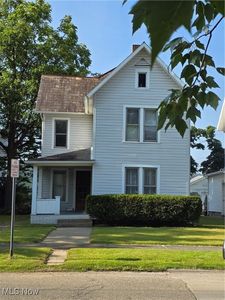 606 Fair Ave NW, New Philadelphia, OH, 44663