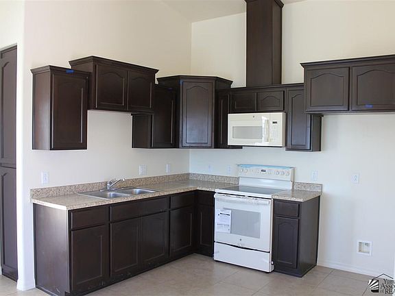 4th image of 4018 E Monreal Ln
