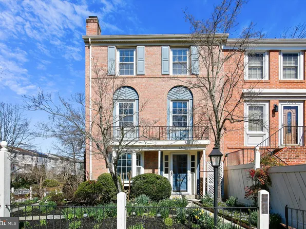 4340 Cedarlake Ct, Alexandria, VA 22309