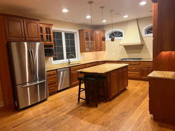 2367 Sagamore Dr, State College, PA 16803