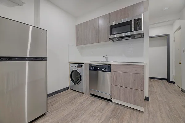 Rented by REAL New York | media 10