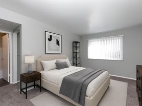 Lookaway Heights Apartments
