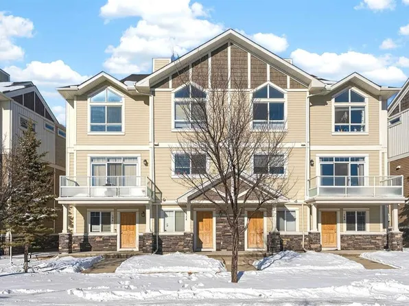 156 S Skyview Ranch Rd NE, Calgary, AB T3N 0G3