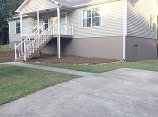 356 Moss Rock Cir, Warrior, AL 35180