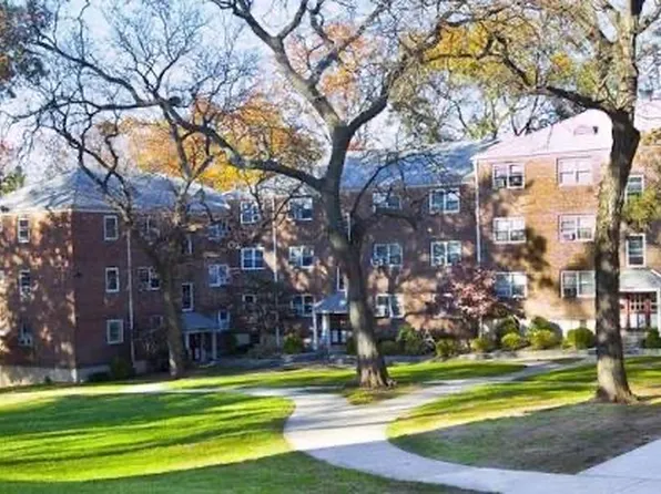 1497 E Terrace Cir APT 1, Teaneck, NJ 07666