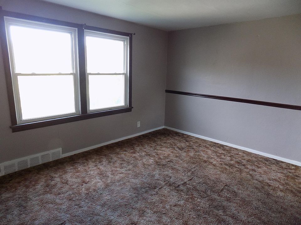 228 Oxford Dr McKeesport, PA, 15132 Apartments for Rent Zillow