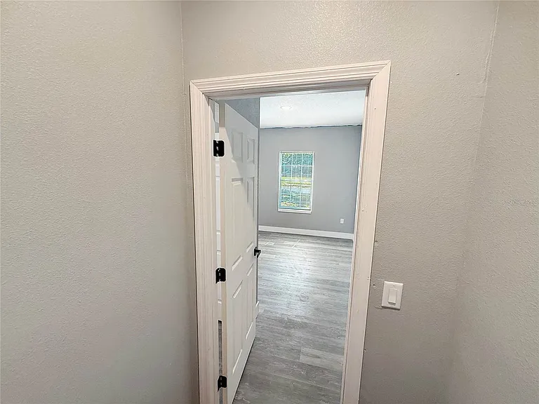 323 Pearl St #1 — Photo 20