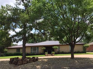 4209 Hildring Dr E, Fort Worth, TX 76109