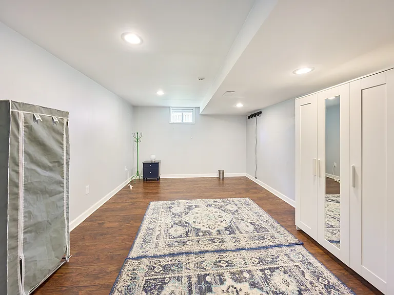 68 George Thomas Dr #B — Photo 15