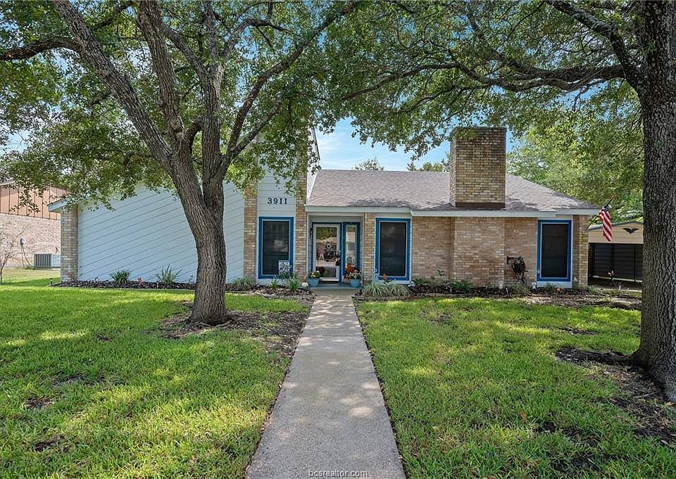1st image of 3911 Old Oaks Dr