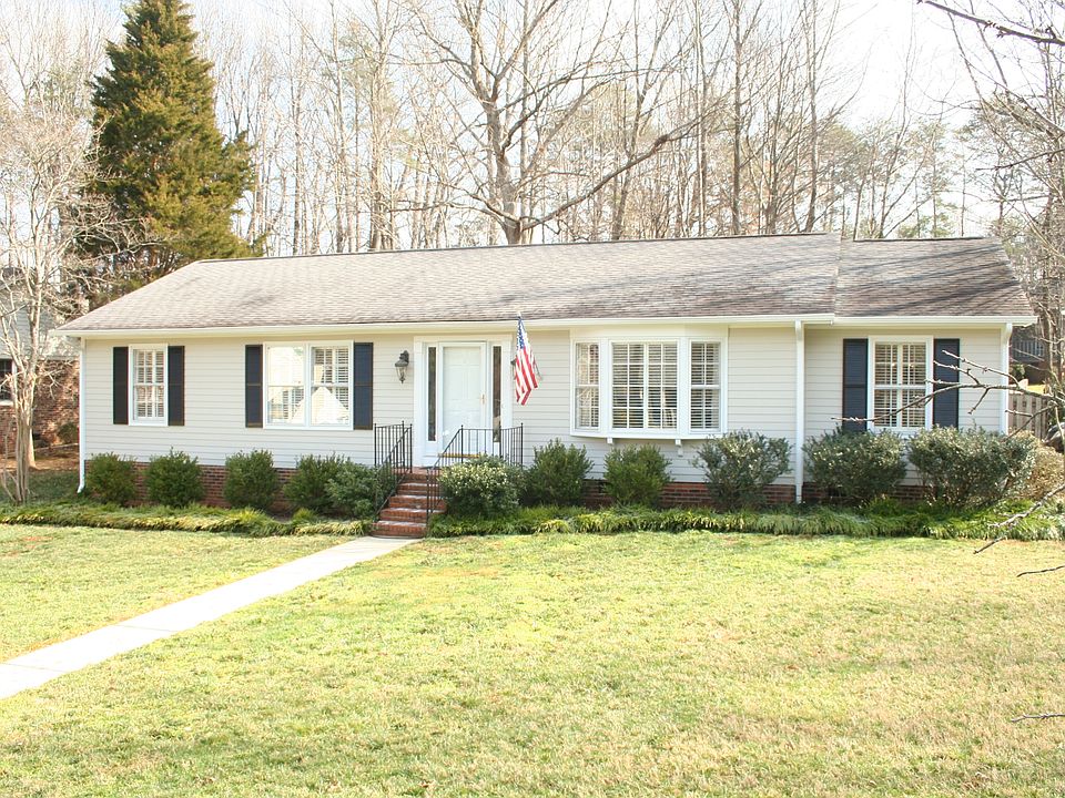 1st image of 4400 Forest Walk Dr