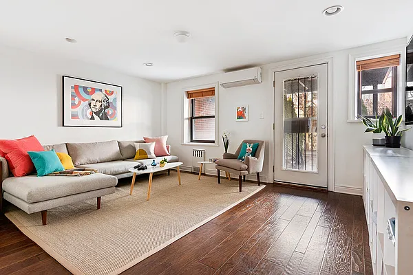 Sold by Compass | media 9