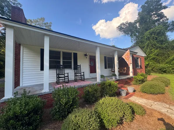 1 Mood Dr, Summerton, SC 29148