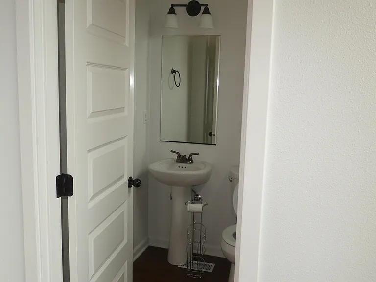 215 S Church St #13 — Photo 2