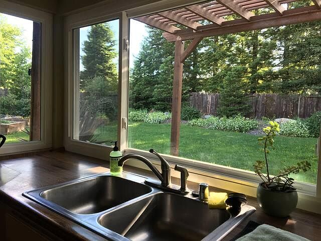 2nd image of 2430 Lake Redding Dr