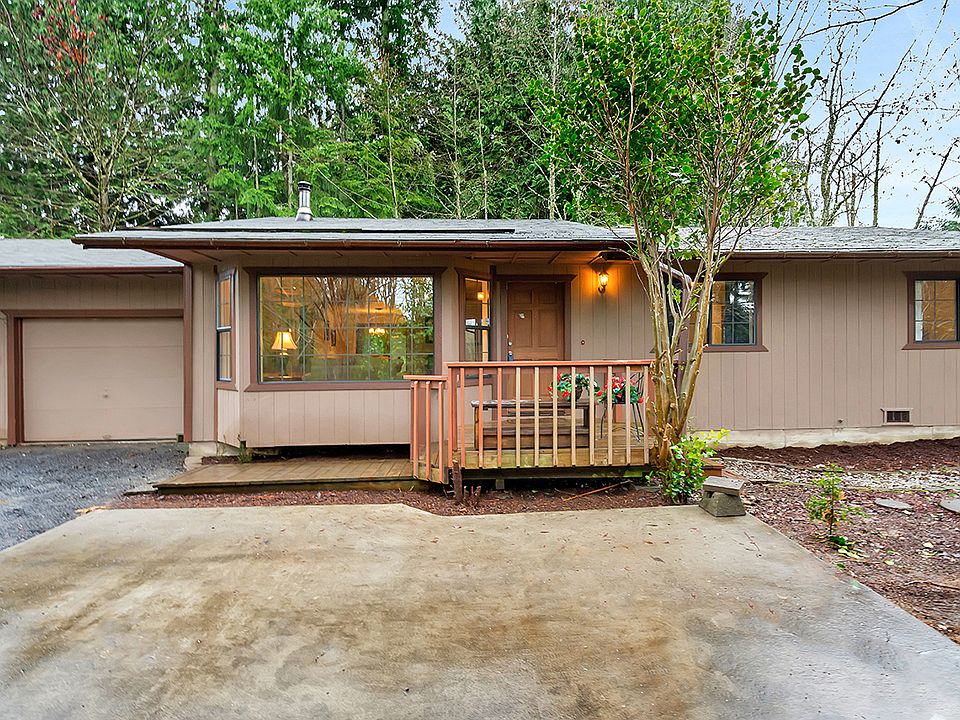 1st image of 1068 Puget Dr E