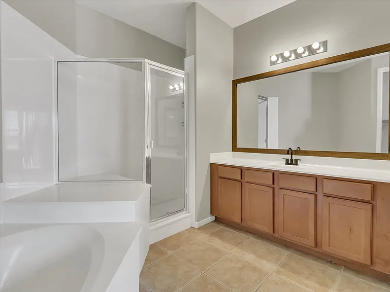 4613 E Culver St — Photo 16