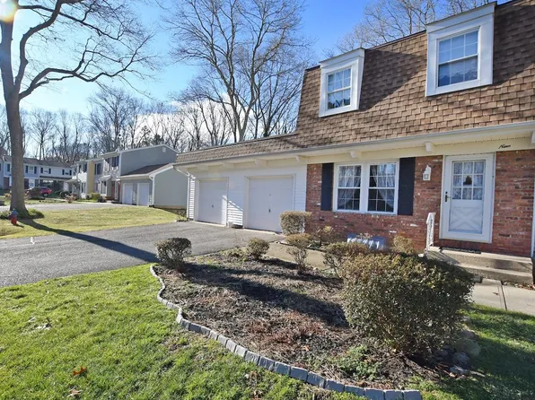 9 Wilson Commons, Yaphank, NY 11980