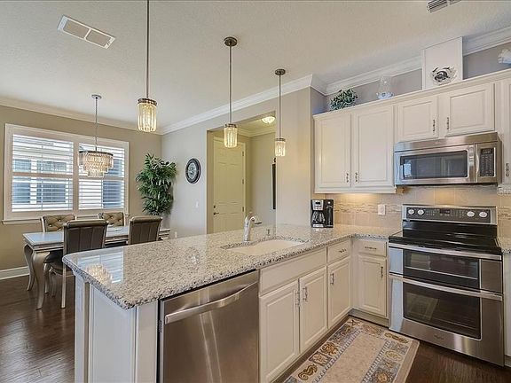 3rd image of 8899 Tuscany Isles Dr