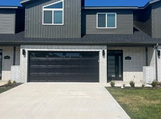 461 Azurite Rd, Centerton, AR 72719