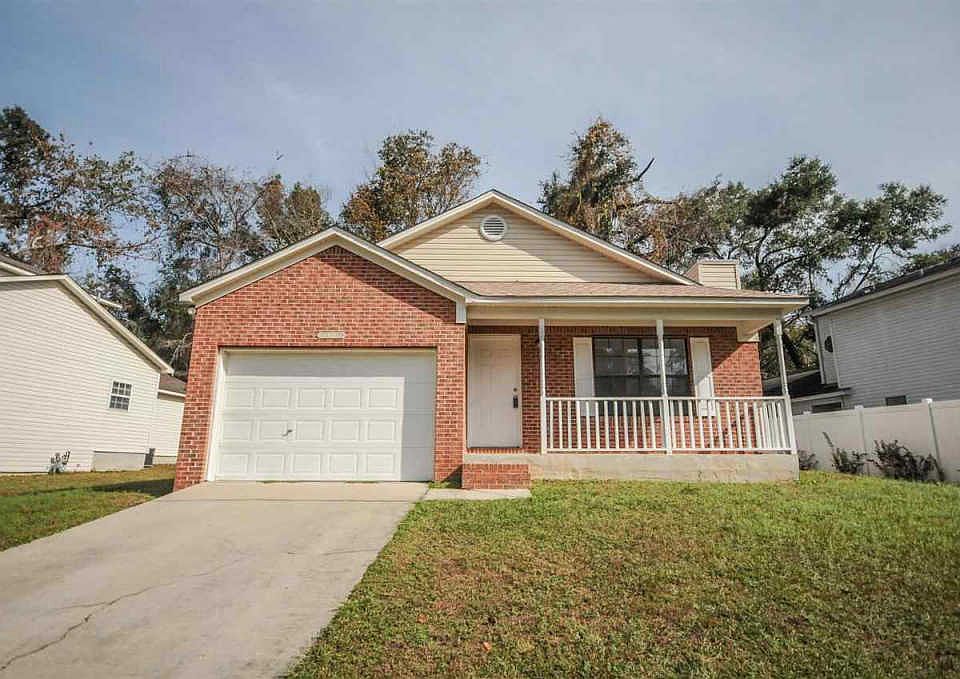 1st image of 4432 Wesley Dr