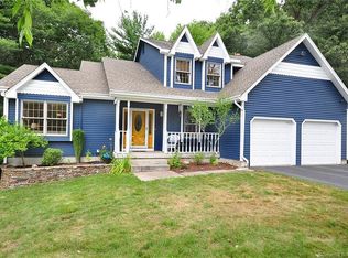44 Fitzmaurice Cir, Windsor, CT 06095
