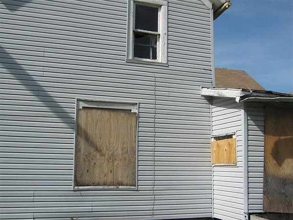 1st image of 548 Euclid Ave