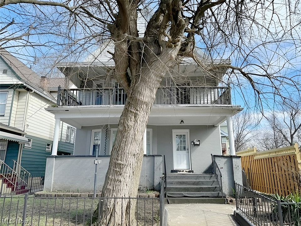 1st image of 1405 E 95th St