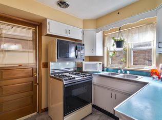 5741 W Addison St APT 3, Chicago, IL 60634