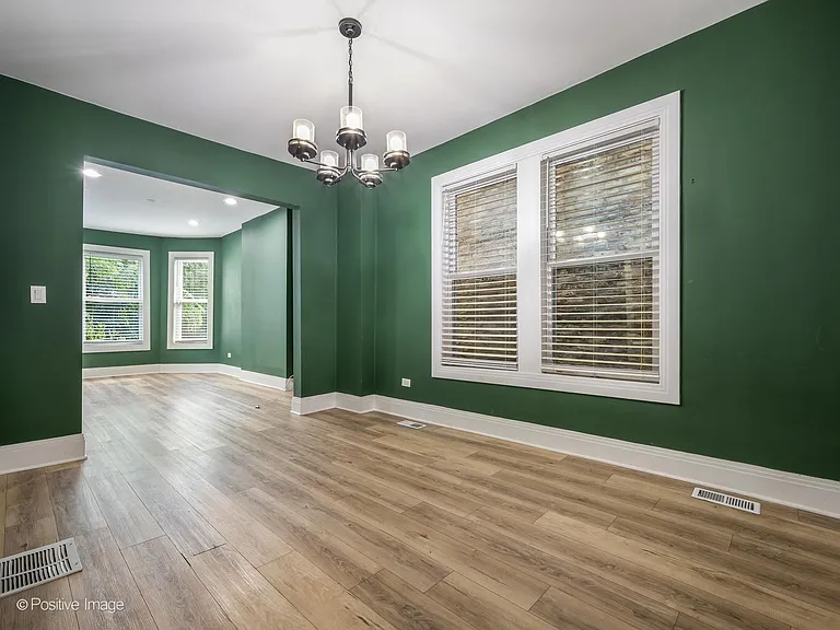 3546 W Beach Ave #1 — Photo 16