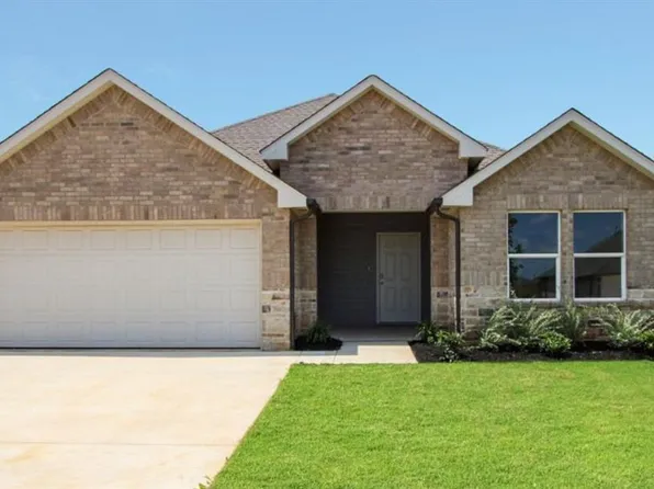 679 Park Place Dr, Newcastle, OK 73065