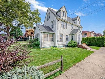 43-45 189th Street, Flushing, NY, 11358