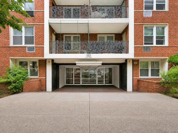144-30 Sanford Avenue #6L, Flushing, NY 11355