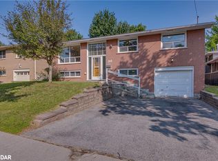 144 Cundles Rd E, Barrie, ON L4M2Z9