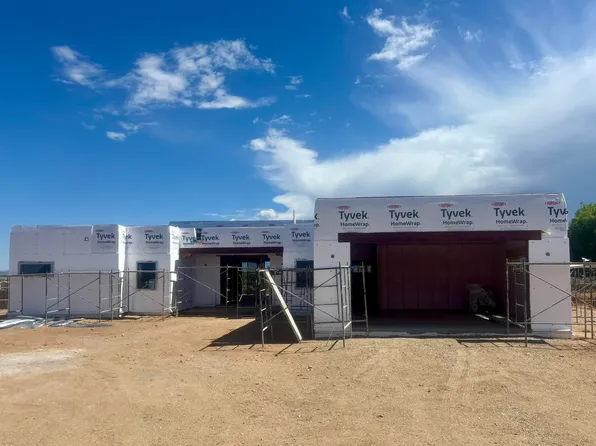 17 Camino Campana, Taos, NM 87571