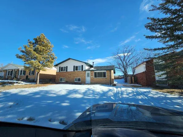 6521 Moreland Ave, Cheyenne, WY 82009