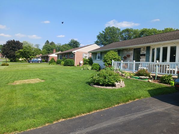 302 Pleasant Valley Dr