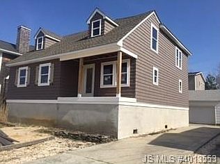 2nd image of 1605 West Ave