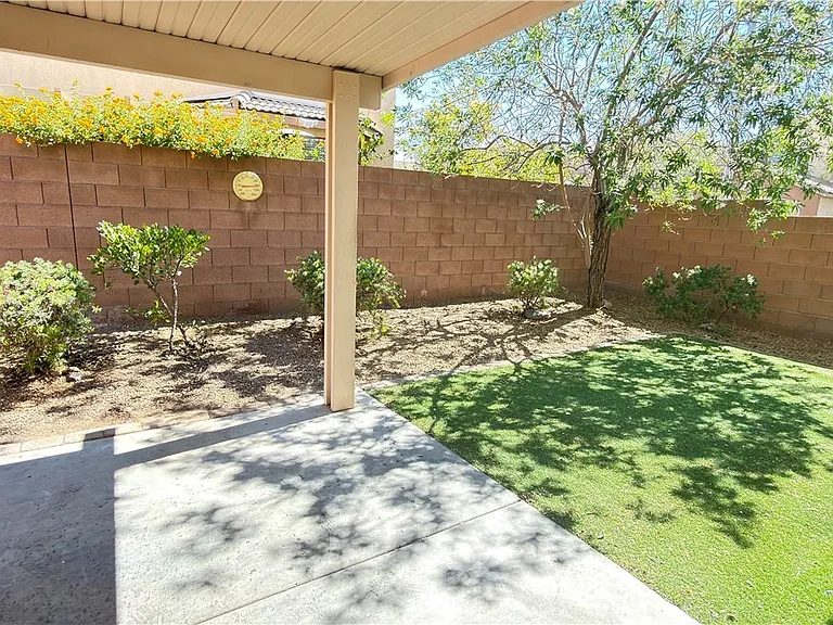 6675 Prairie Dusk Dr — Photo 19