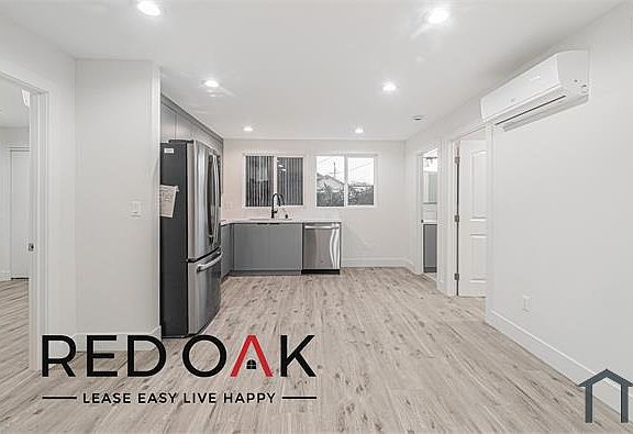 4th image of 138 W 93rd St #5
