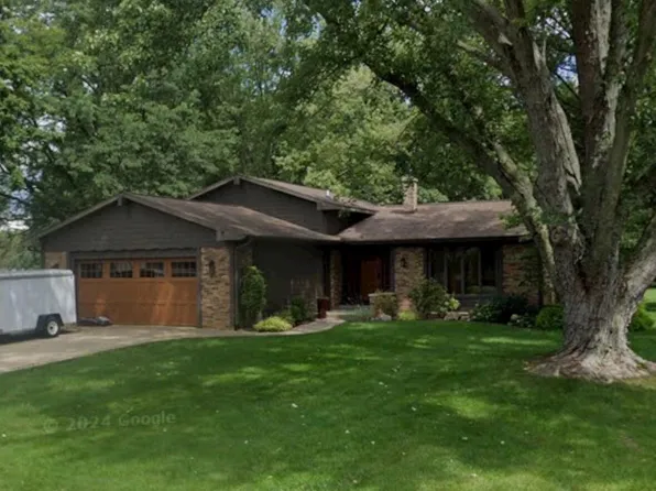 298 Sherman Dr, Marshall, MI 49068